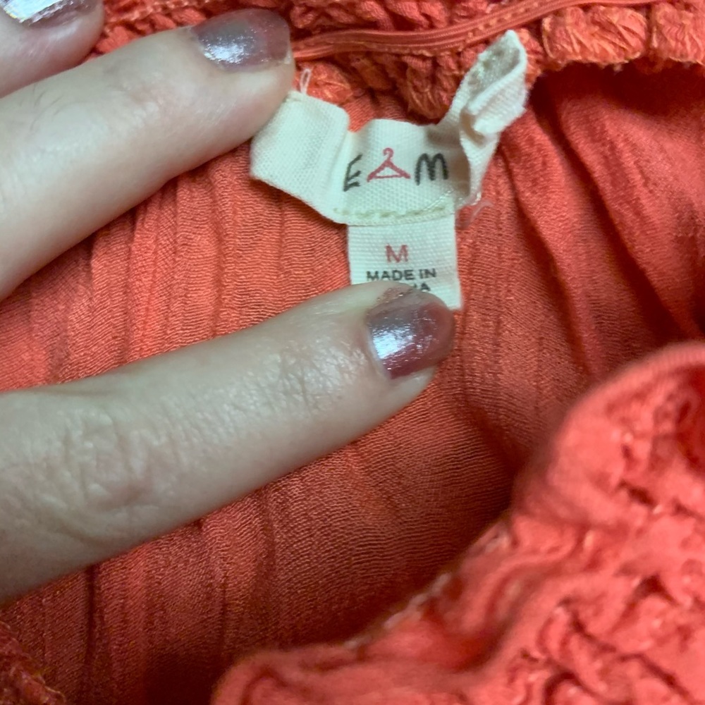 Top - Picture 2 of 2